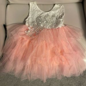 BNWT Stunning Special event dress